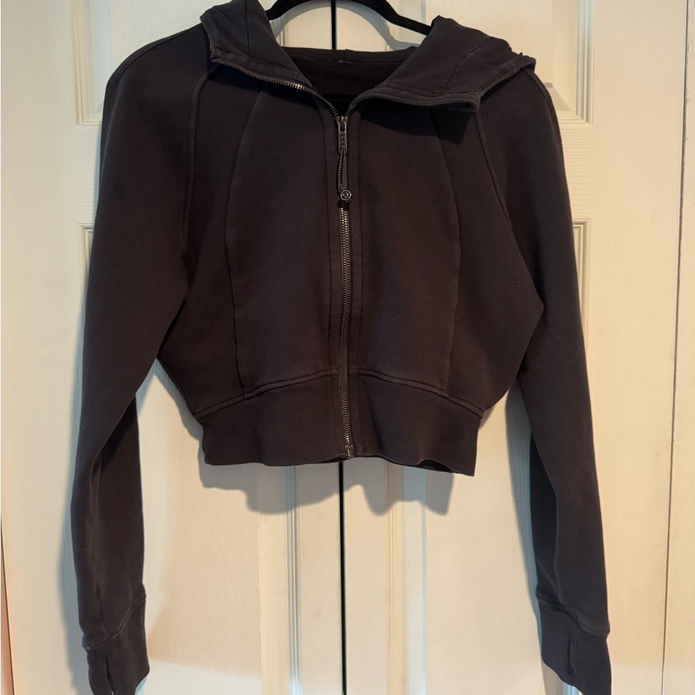 Black lululemon full zip scuba cropped hoodie